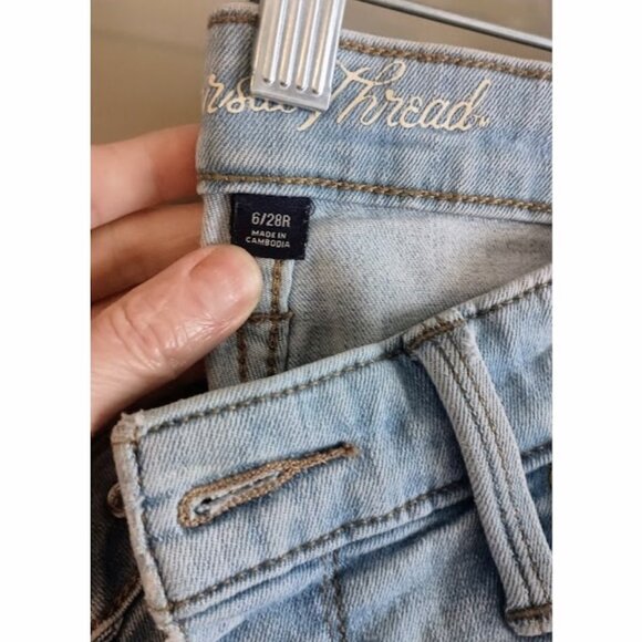 Light Wash Distressed Jeans - Picture 5 of 5